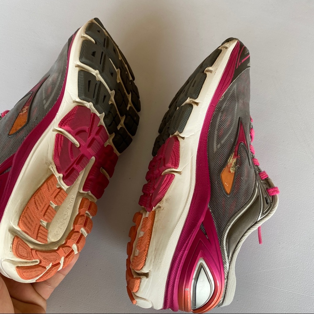 Womens Grey Brooks Transcend 3 Shoes - Picture 12 of 14